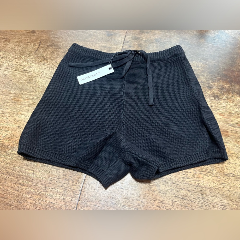 NWT Olivaceous knit shorts